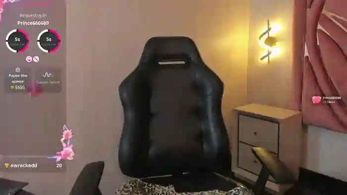 pamelaqenn_