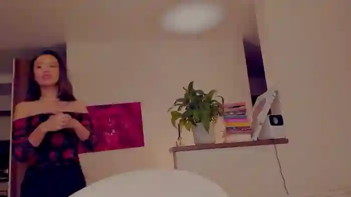 Alexa_Girl1