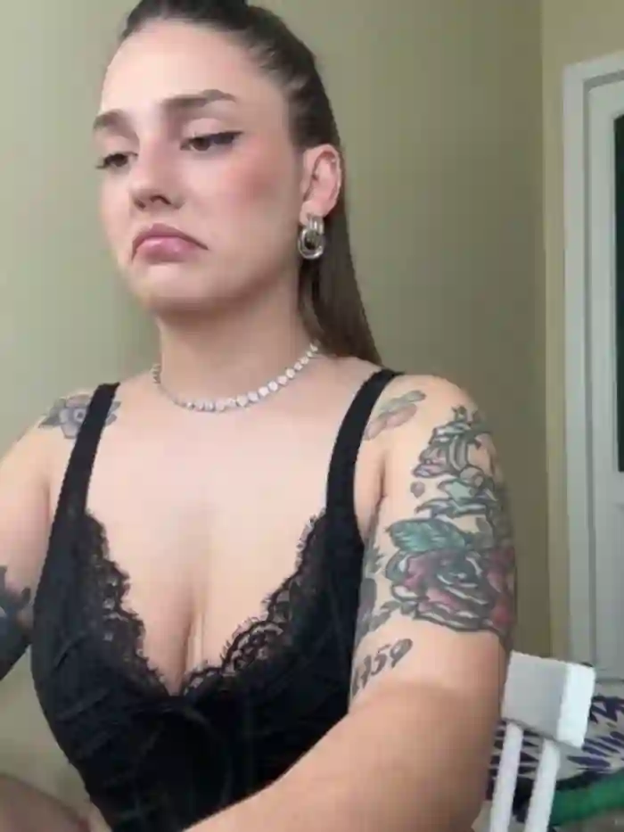 Iamblondecarlyy