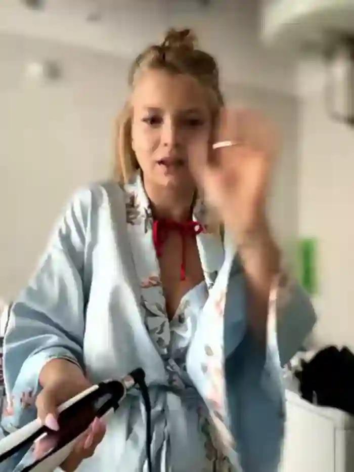 AnastasiaAniess