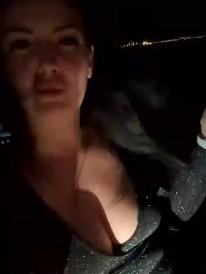 Young_hot_mom