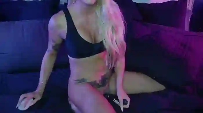 blondiluvsanal