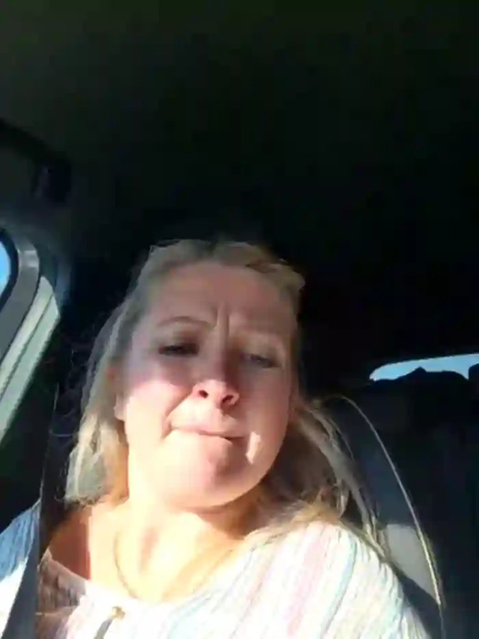 lady_charlyne