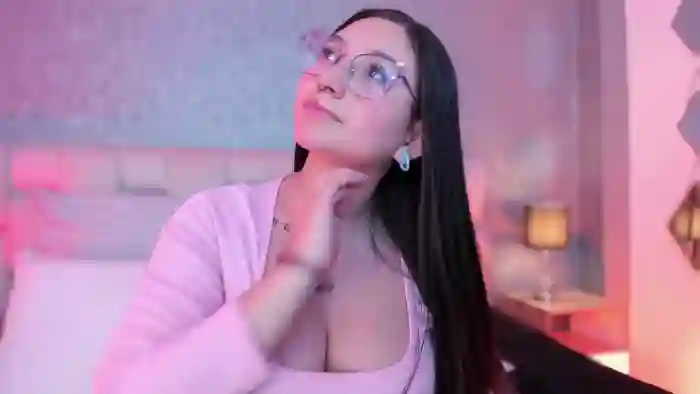 lucy_neil