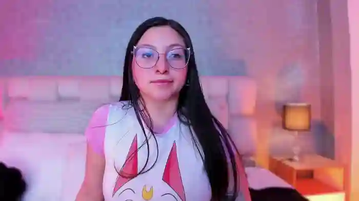 lucy_neil