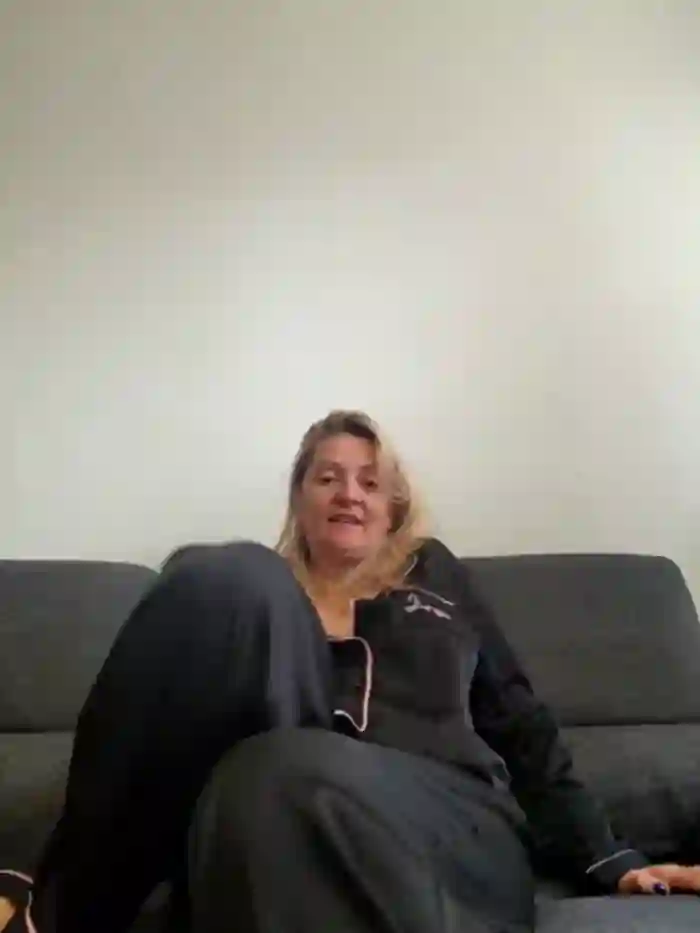 lady_charlyne