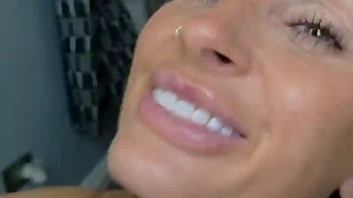 busty-milf-harper