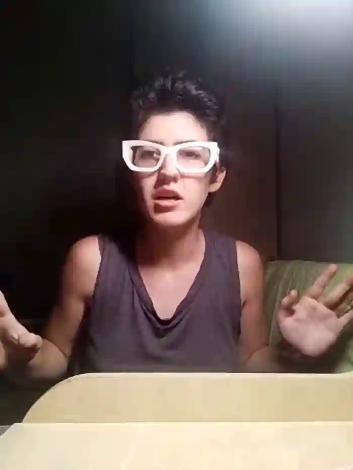 h4cNadiaAmpora