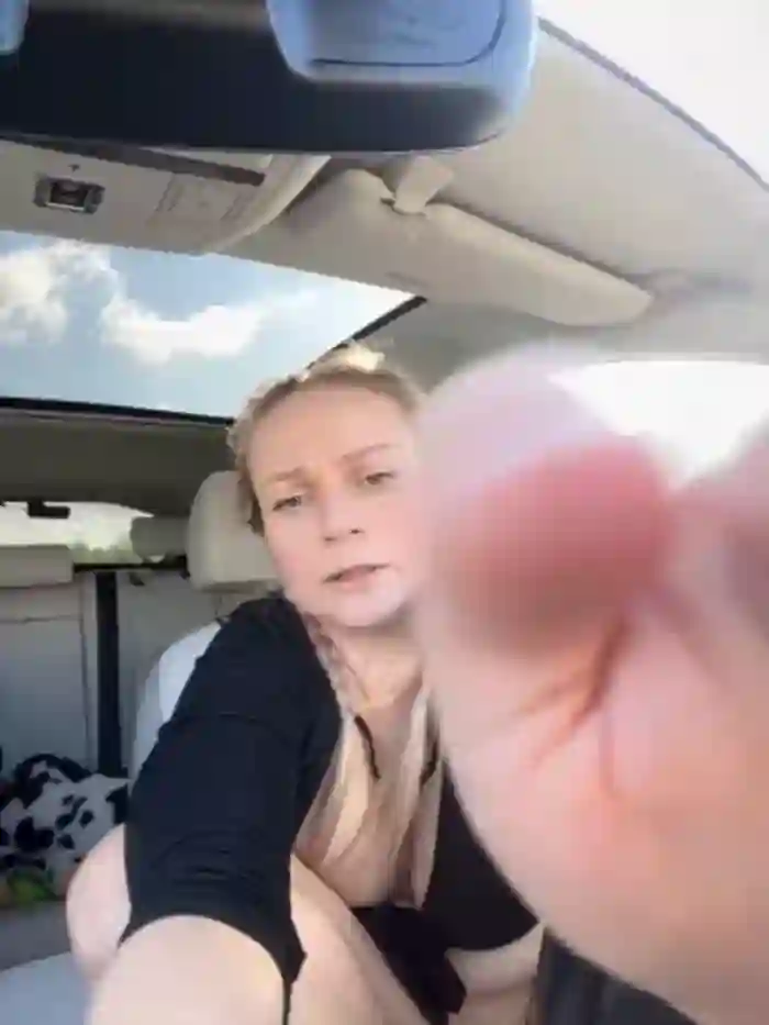 Bondgirl_013