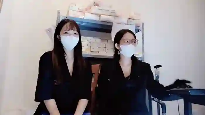 Lush-Cum-Sneaky