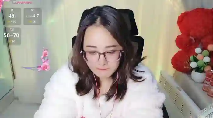 YY-Nicole
