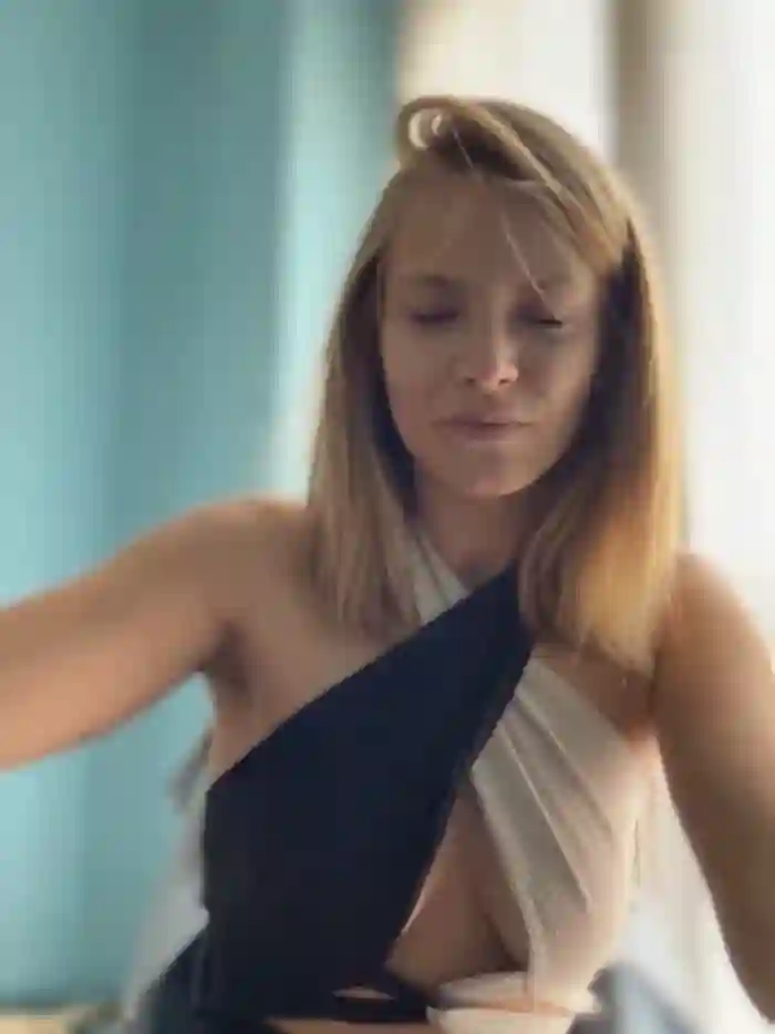AnastasiaAniess