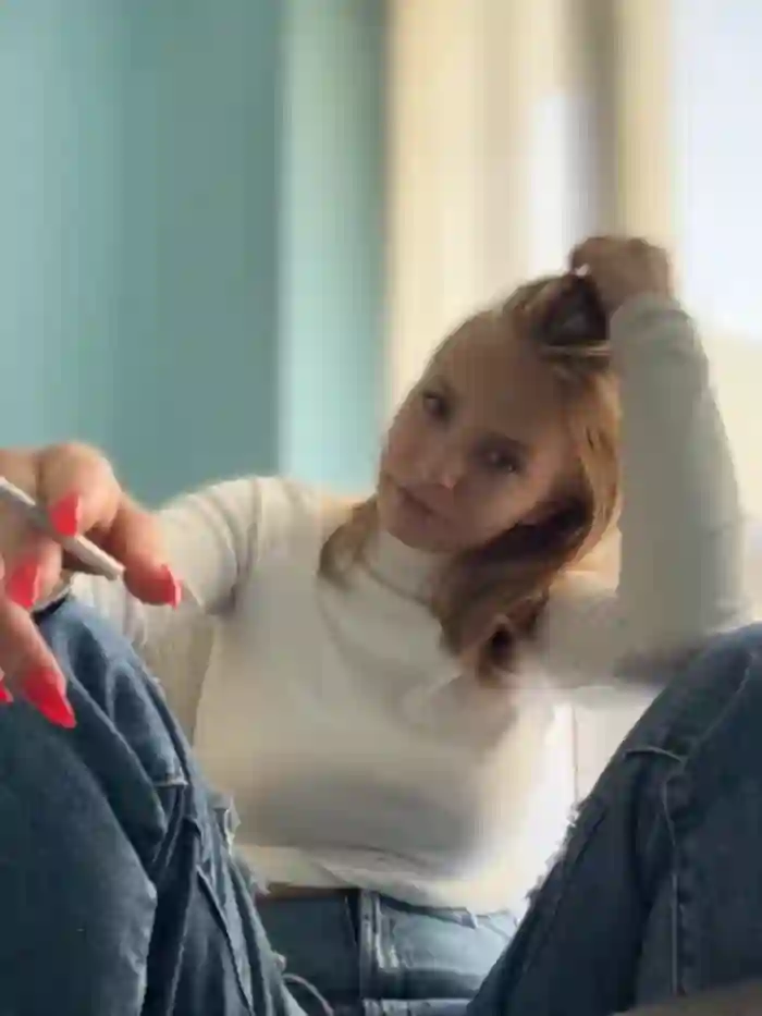 AnastasiaAniess