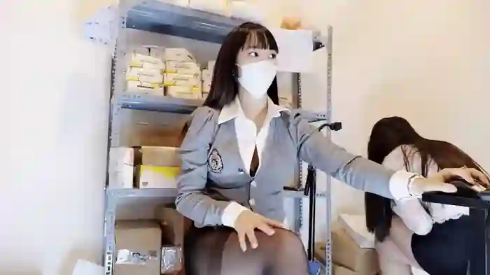 Lush-Cum-Sneaky