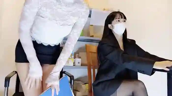 Lush-Cum-Sneaky