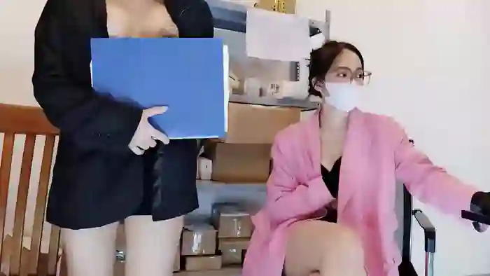 Lush-Cum-Sneaky