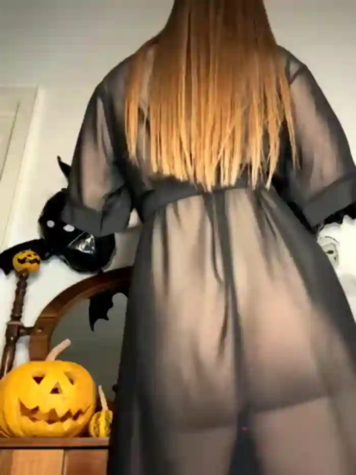 NickiLike