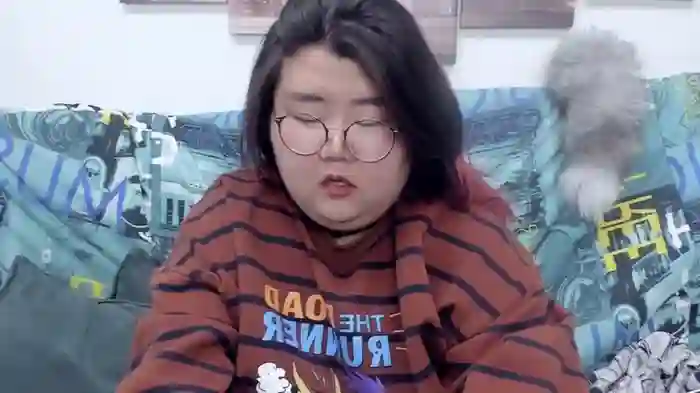 Nadine_asian