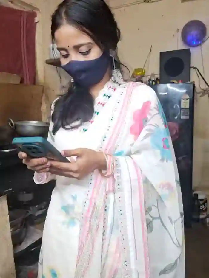 Cute-Tara