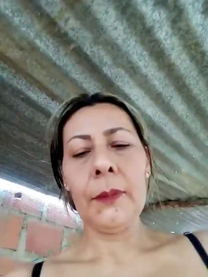 Mia-funny20