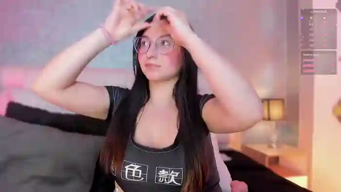 lucy_neil