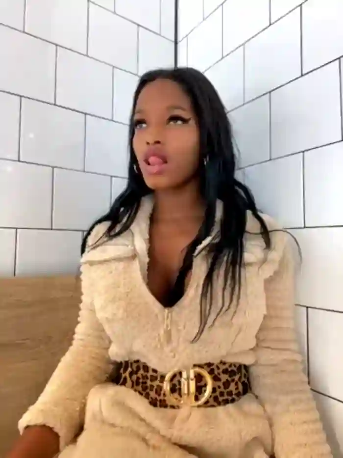 NicoleCocksXXX