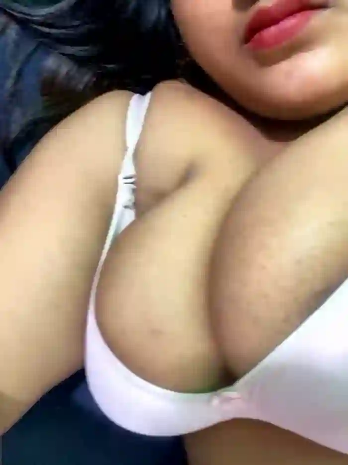 Ayesha_mahi