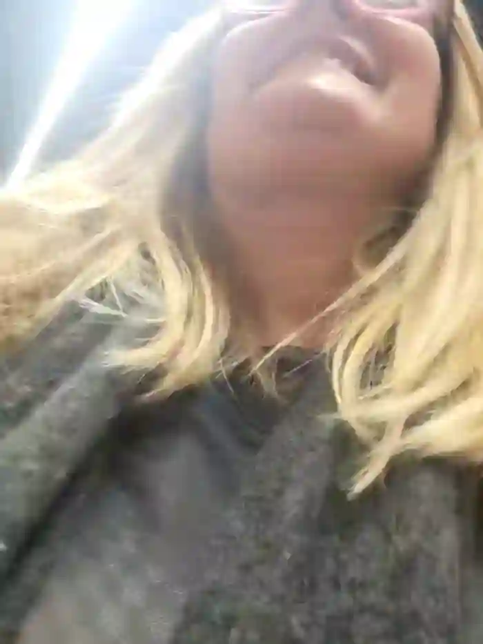 lady_charlyne