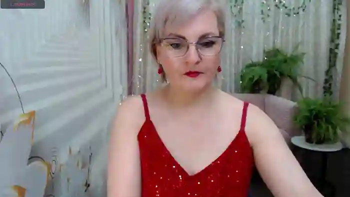 BlondeBrilliant7