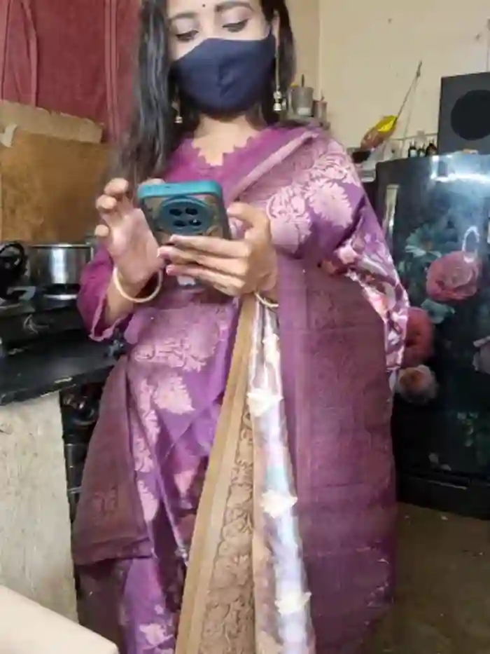 Cute-Tara