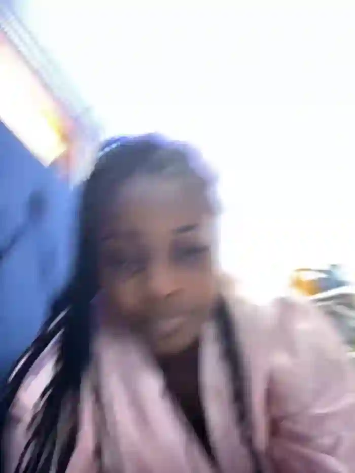 t-Booty_risky_