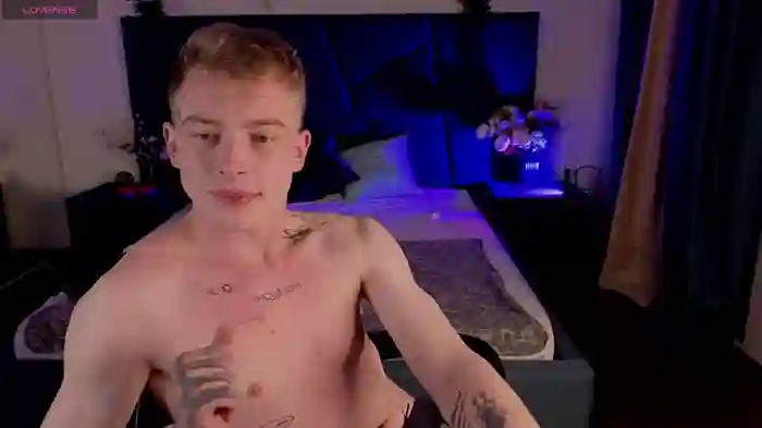 THEO__GREEN
