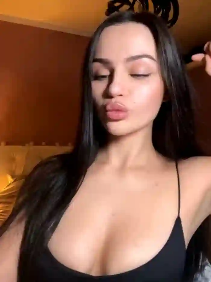 Lily_Deluca