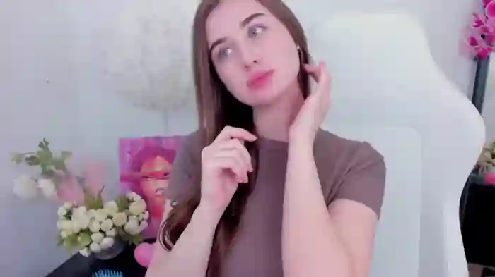 Lilly_Colins