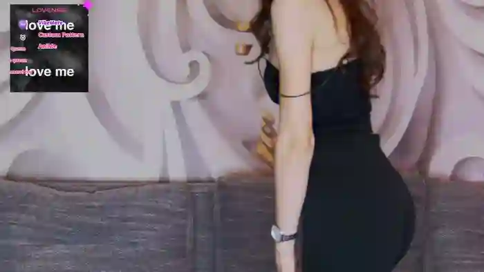 hailey_peach