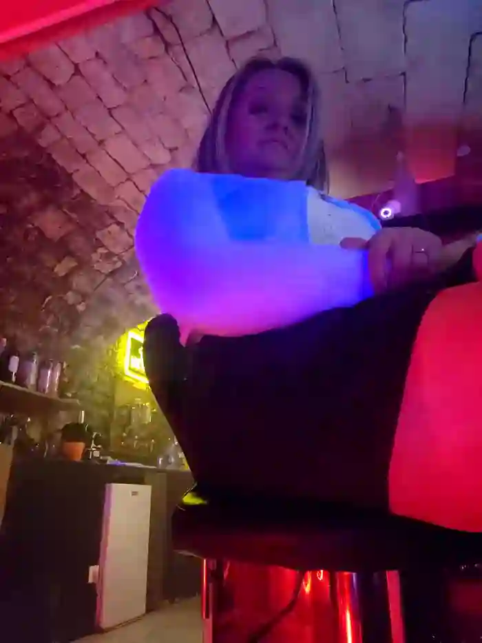 lady_charlyne