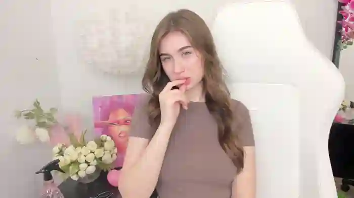 Lilly_Colins