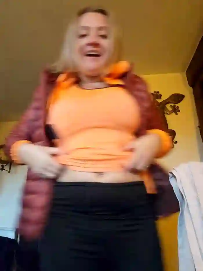 lady_charlyne