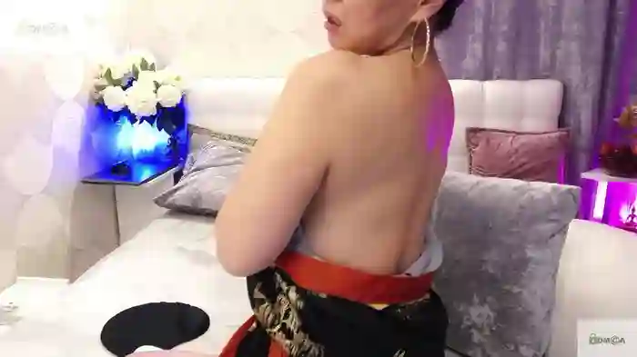 Asian_legs
