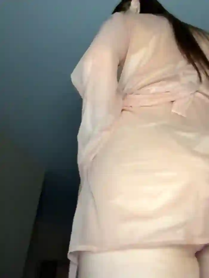 NickiLike