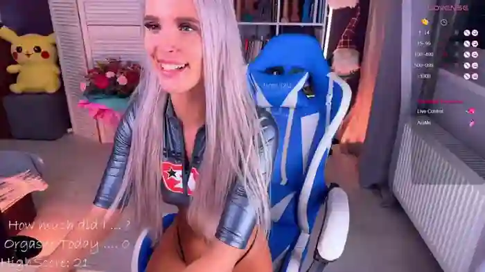 mikkixmeow