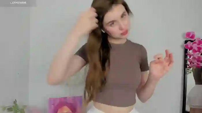Lilly_Colins
