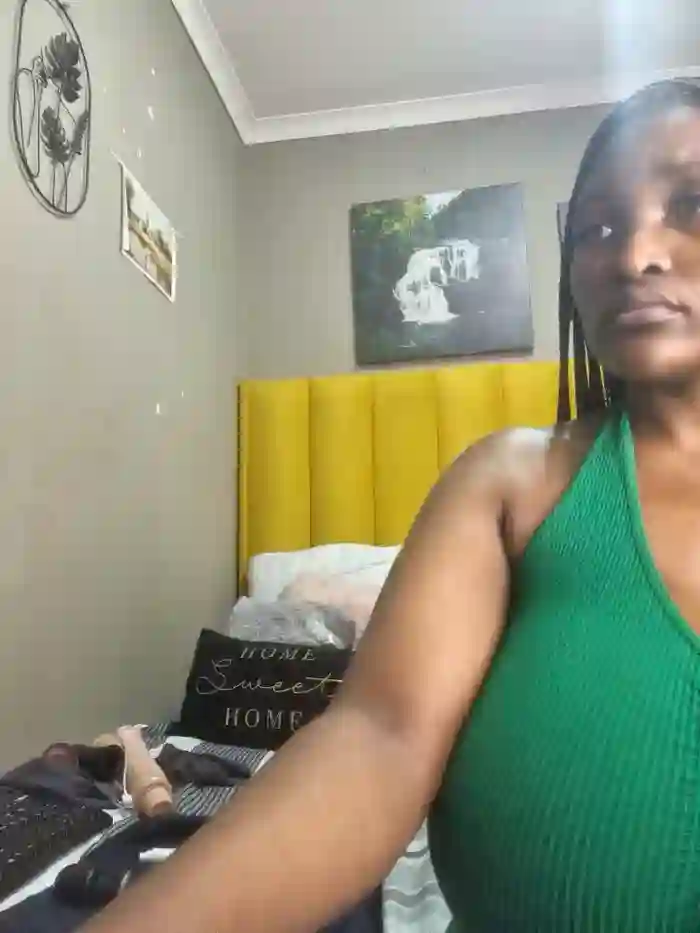 Bustygoddess32
