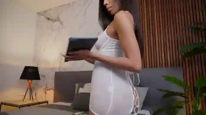 EllaSanz_