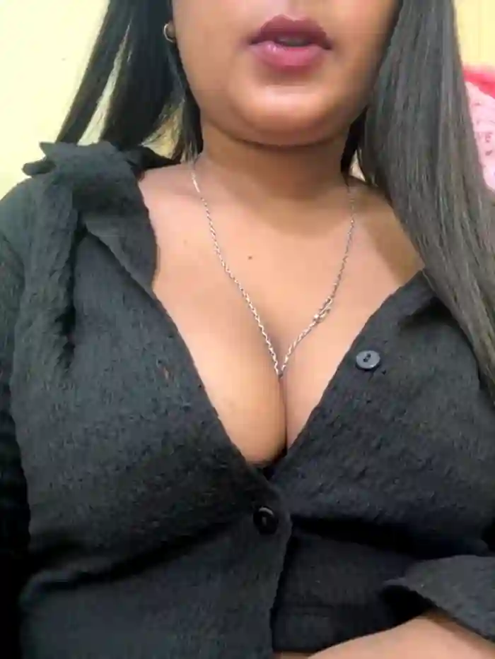 Hot-Diya21