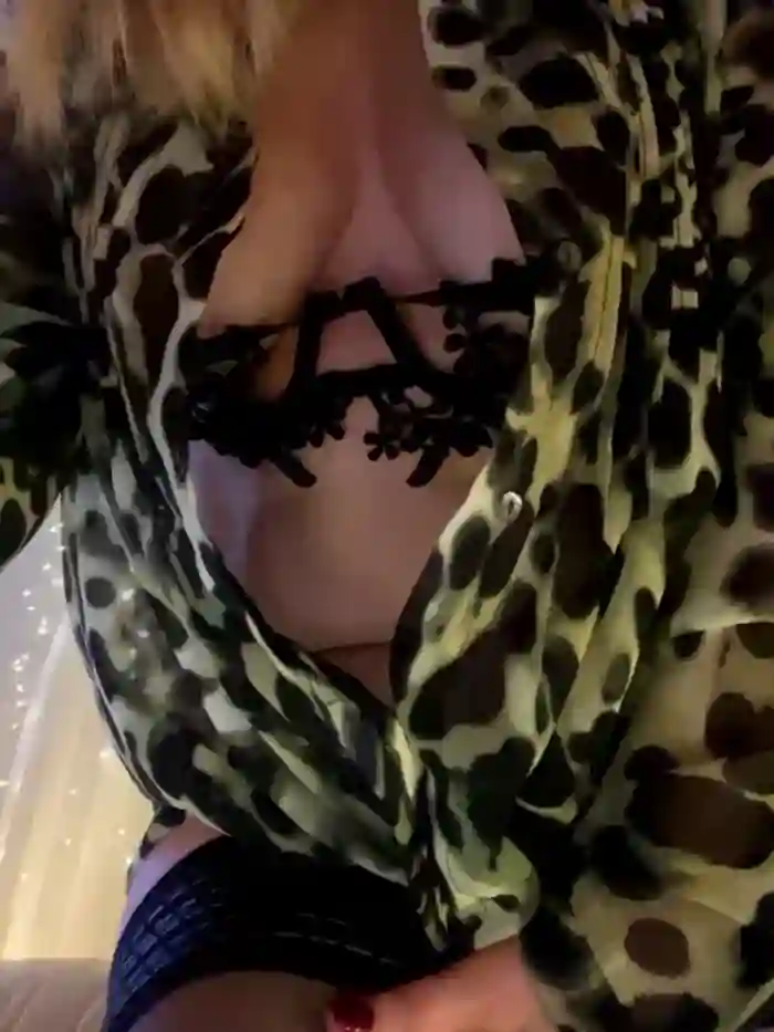Lady__Maria