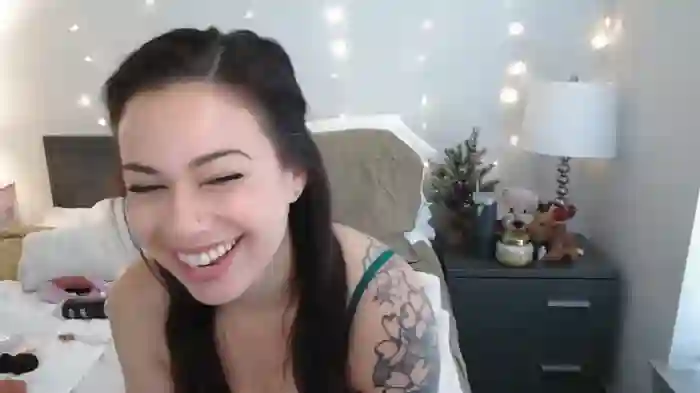 SingleMilf_Lauren