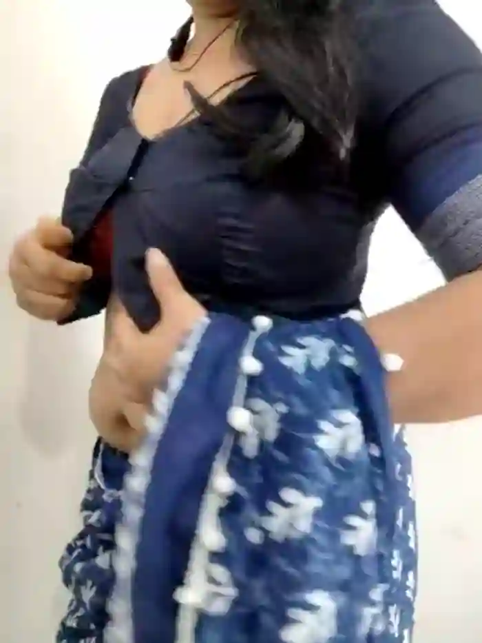 Mallu_MayaMadhav