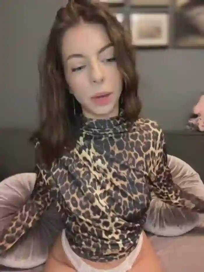 Mia_Ethan