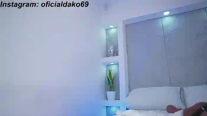 Dakota_Lee